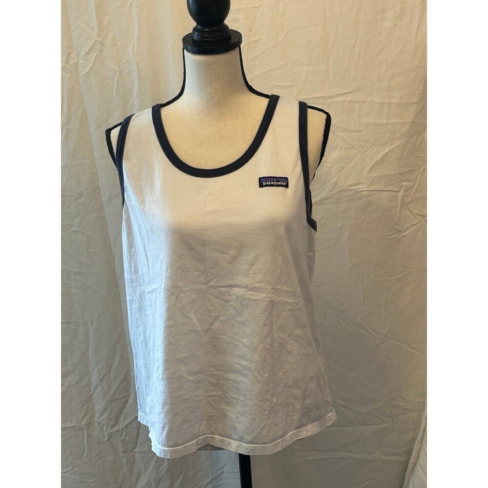 Women’s white Patagonia tank size large